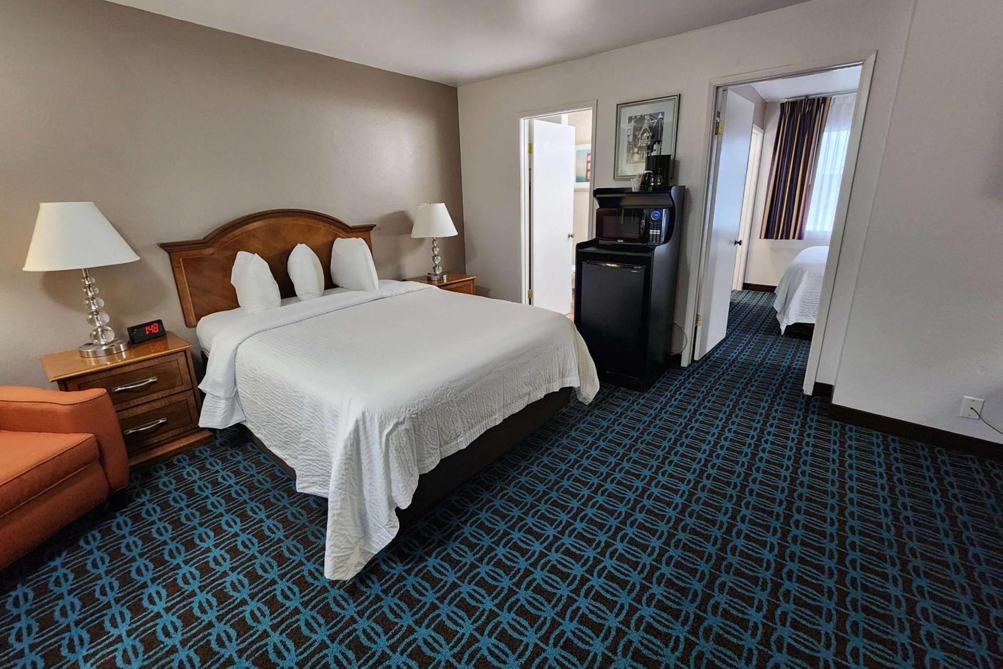 Ramada Bayside Inn & Suites إوريكا، هومبولدت، كاليفورنيا المظهر الخارجي الصورة