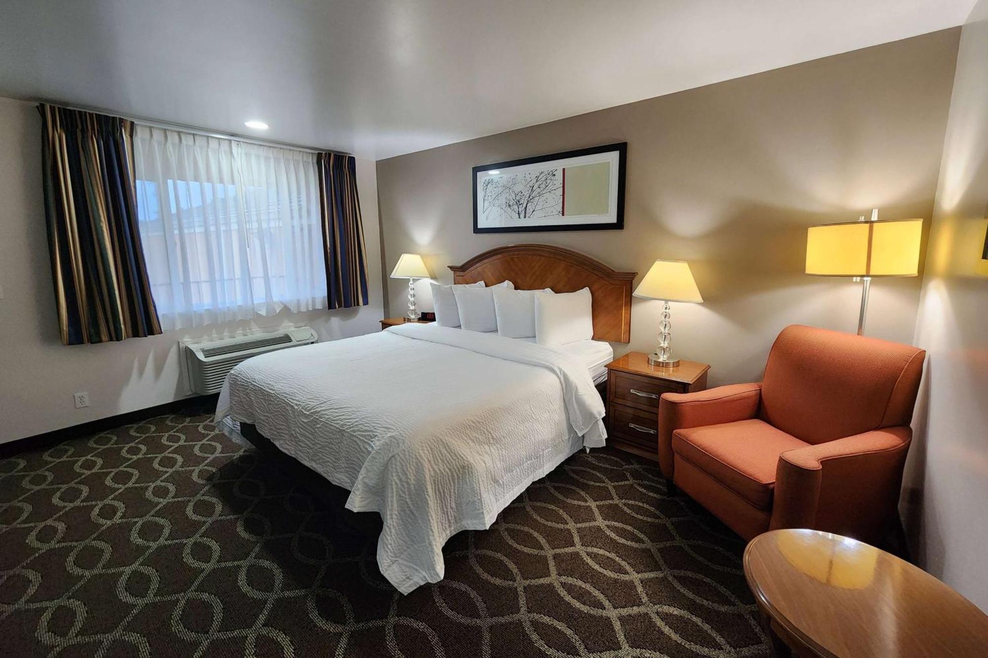 Ramada Bayside Inn & Suites إوريكا، هومبولدت، كاليفورنيا المظهر الخارجي الصورة