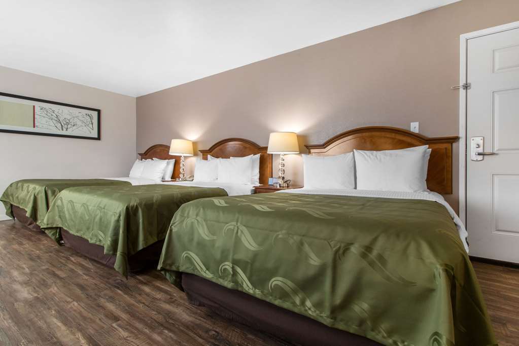 Ramada Bayside Inn & Suites إوريكا، هومبولدت، كاليفورنيا الغرفة الصورة