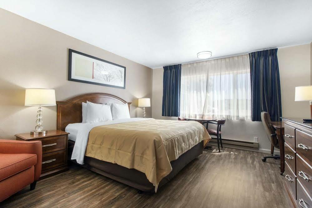 Ramada Bayside Inn & Suites إوريكا، هومبولدت، كاليفورنيا المظهر الخارجي الصورة